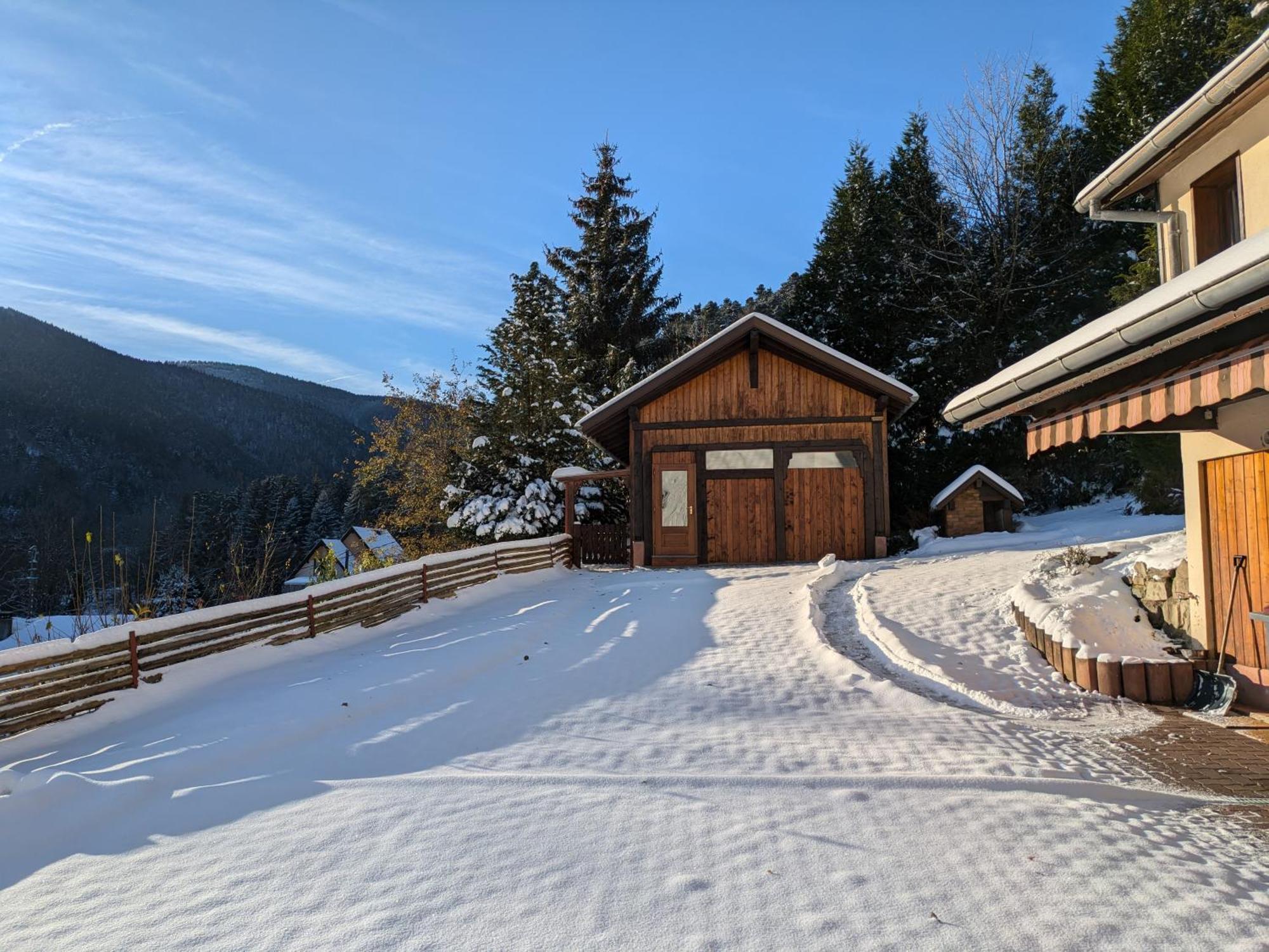 La Source Panzió Sondernach Kültér fotó